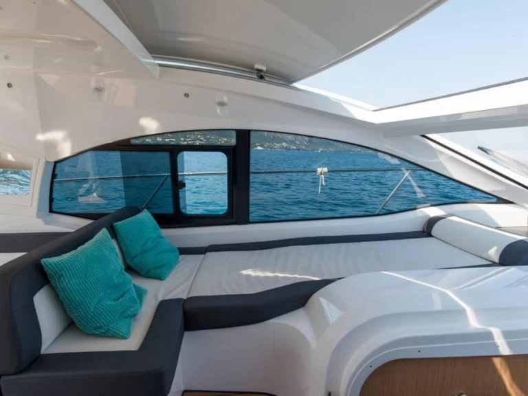 Yacht charter Sývota - Bavaria Bavaria SR41 on SamBoat