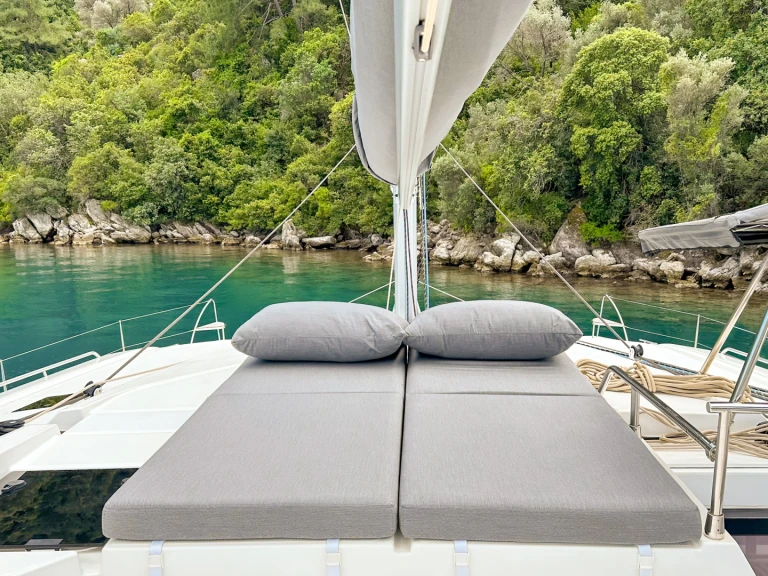 Catamaran hire in Marmaris - Fountaine Pajot Tanna 47