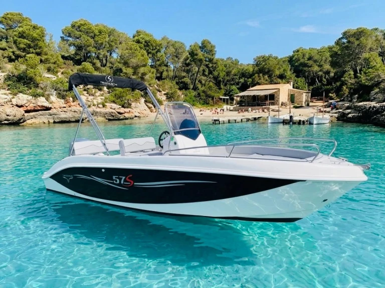 Yacht charter Cala d'Or - Trimarchi Trimarchi 57 on SamBoat