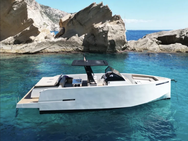 Yacht hire Porto-Vecchio cheap D34