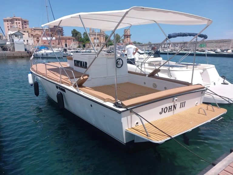 Hire Motorboat Chris Craft with a boat licence