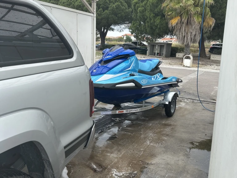 Jet ski to hire Saint-Cyprien at the best price