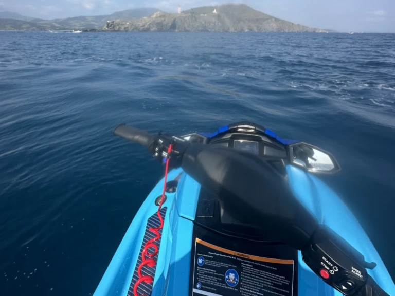 Yacht charter Saint-Cyprien - Yamaha VX DeLuxe on SamBoat