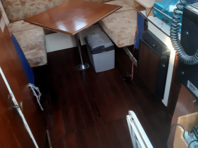 Yacht charter Marennes - Jouet Jouet 755 on SamBoat