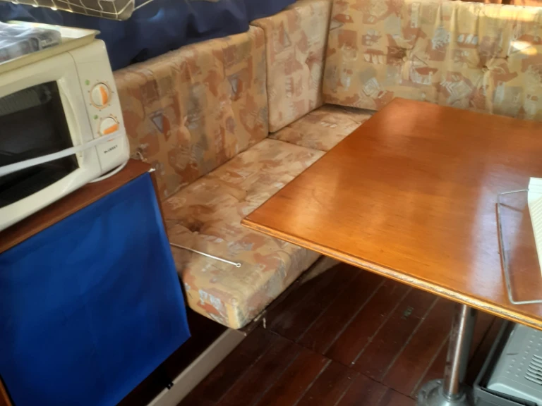 Yacht hire Marennes cheap Jouet 755