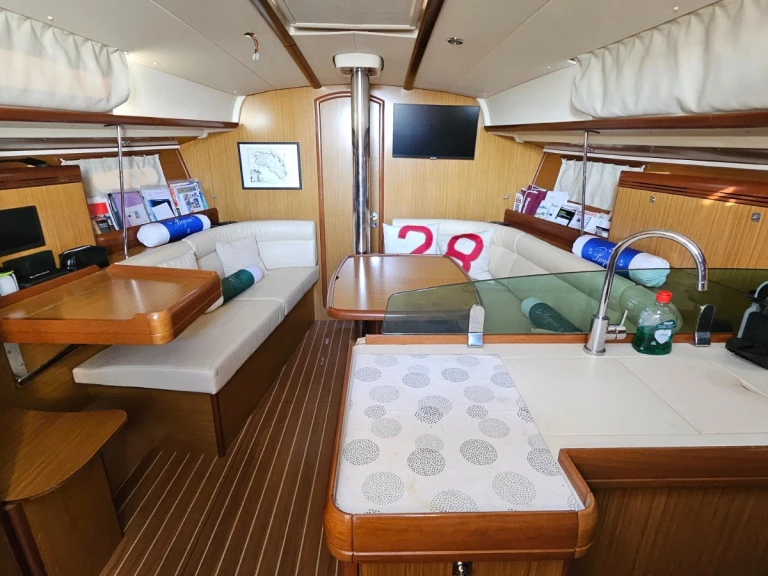 Hire a Jeanneau Sun Odyssey 39i Performance Spain