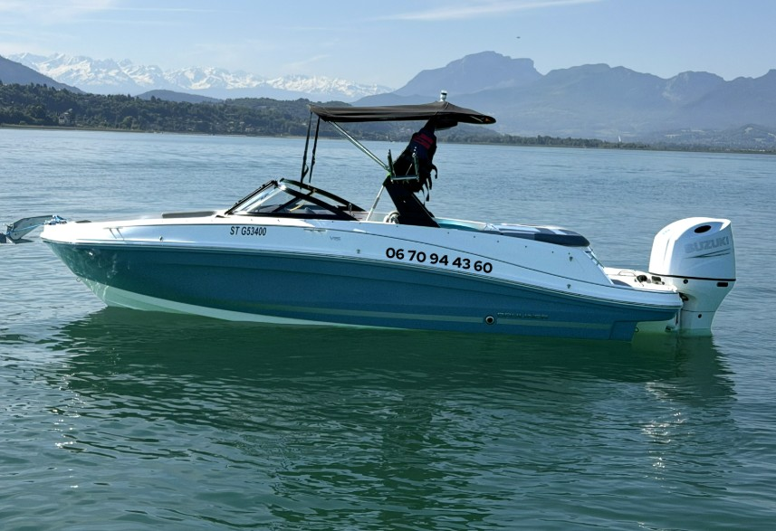 Bayliner VR5 charter bareboat or skippered in  Aix-les-Bains