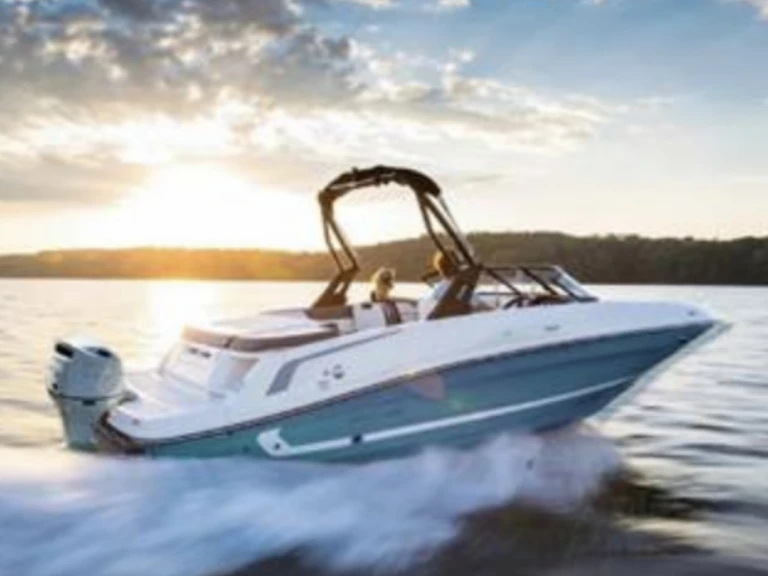 Hire a Bayliner VR5 Aix-les-Bains