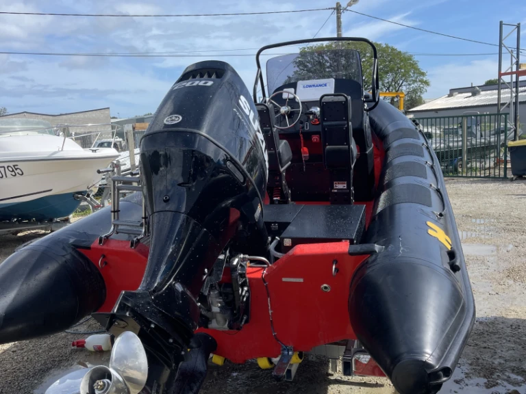 Hire RIB humber ribs with a boat licence