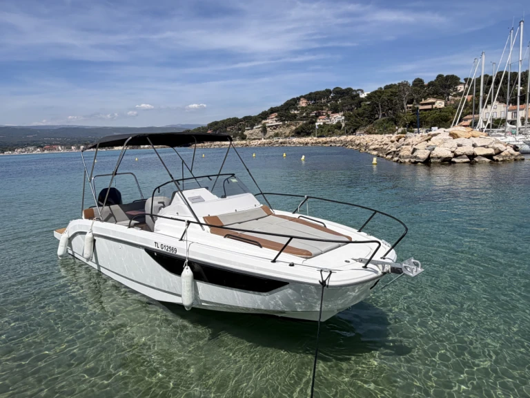 Yacht hire La Madrague cheap Flyer 8 SUNdeck