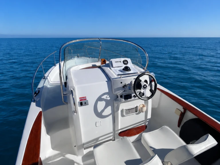 Hire Motorboat with or without skipper Sessa Marine Le Barcarès