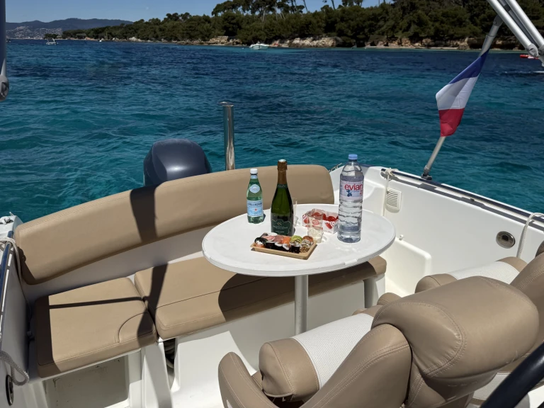 Yacht hire Cannes cheap CAP CAMARAT 6,5 CC Style