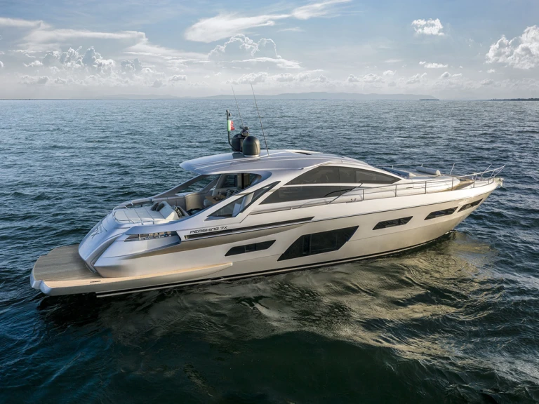 Charter a Pershing 7x in Naples on Samboat