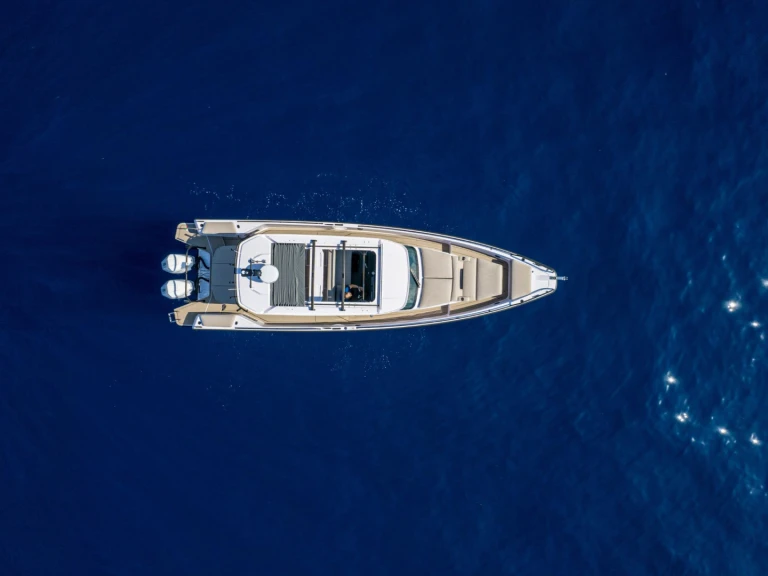 Axopar Axopar 37 Sun-Top charter bareboat or skippered in  Naples