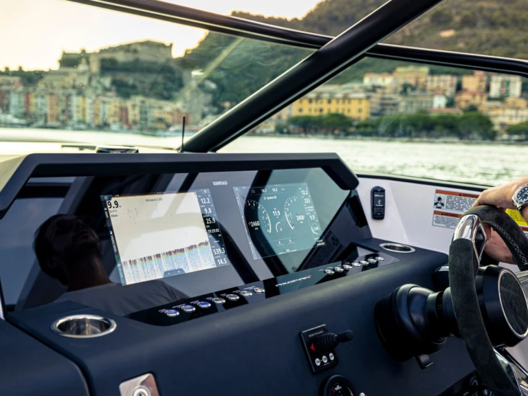 Yacht charter Naples - Axopar Axopar 37 Sun-Top on SamBoat