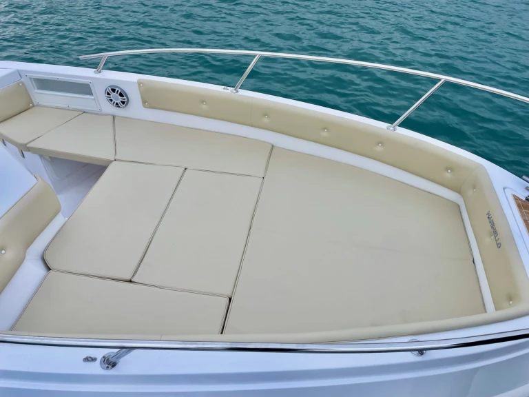 Hire Motorboat Marinello with a boat licence
