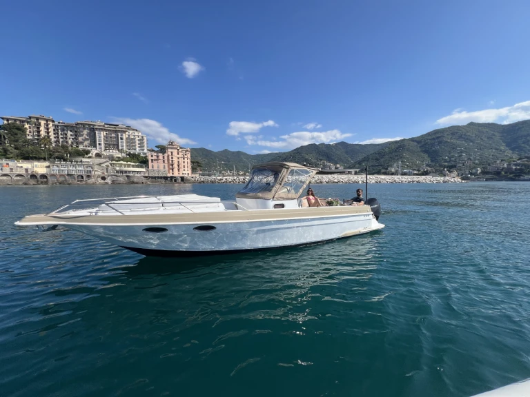 Hire a SCAND  Scand 9200 Rapallo