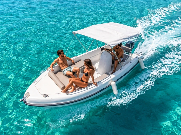 Hire Motorboat Karel with a boat licence