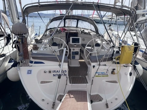 Hire Sailboat with or without skipper Bavaria Lávrio