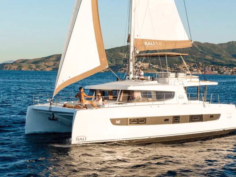 Charter a Bali Bali 4.8 in Marmaris on Samboat