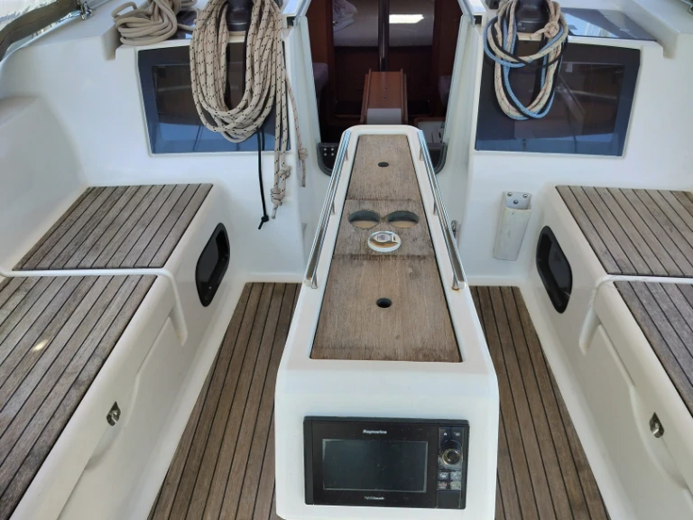 Yacht hire Izola cheap Dufour 382 Grand Large