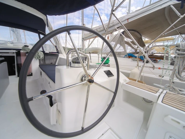 Bénéteau Oceanis 45 charter bareboat or skippered in  Bas du Fort
