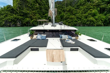 Charter a Fountaine Pajot Saba 50 in Ao Po on Samboat