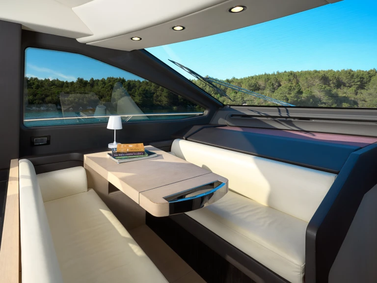 Hire Luxury Yacht with or without skipper Azimut Trogir