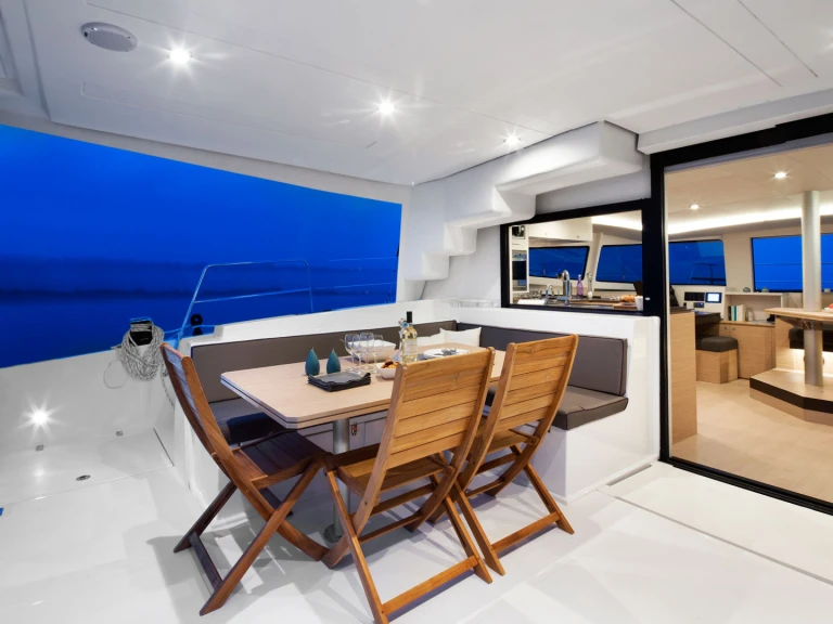 Catamaran to hire Punat at the best price