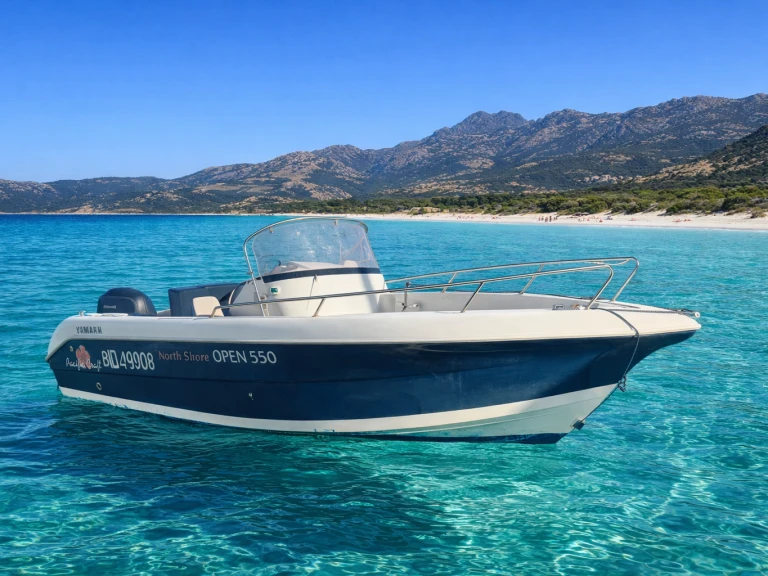 Charter a Pacific Craft Pacific Craft 550 Open in Saint-Florent on Samboat