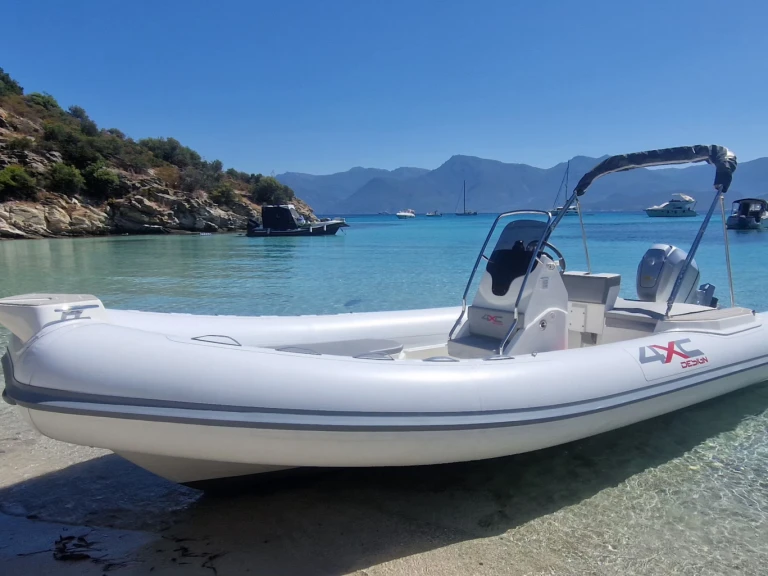 RIB hire in Saint-Florent - 4XC HA20