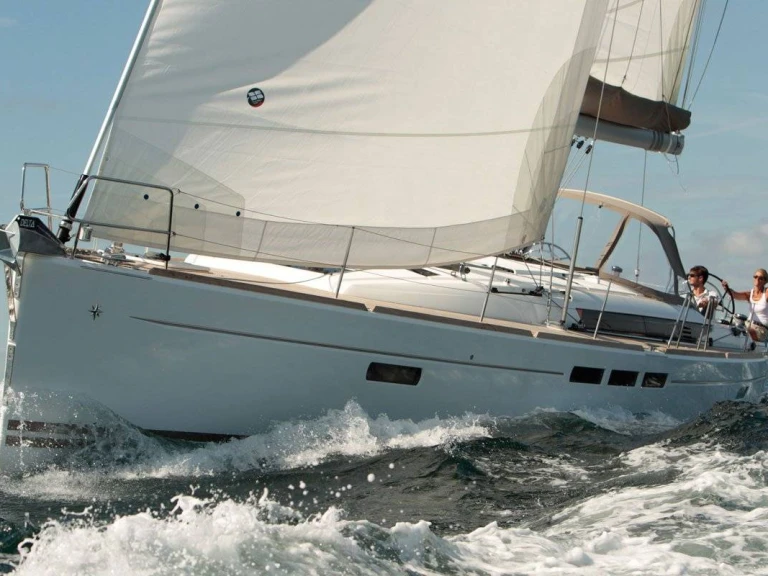 Hire Sailboat with or without skipper Jeanneau Palavas-les-Flots