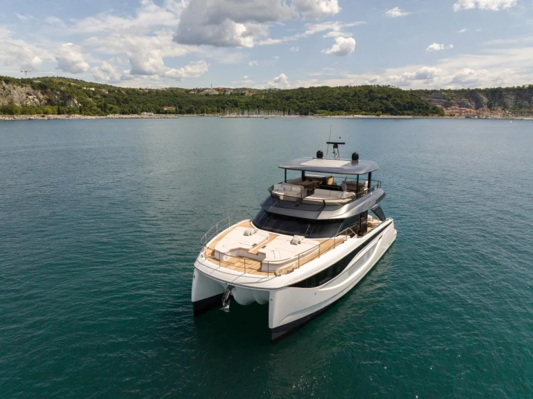 Motorboat hire in Bacoli - Prestige Prestige M7