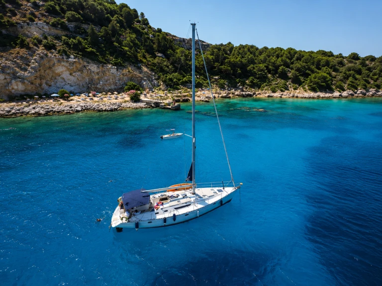 Charter a Jeanneau Sun Odyssey 47 in Rhodes (City) on Samboat