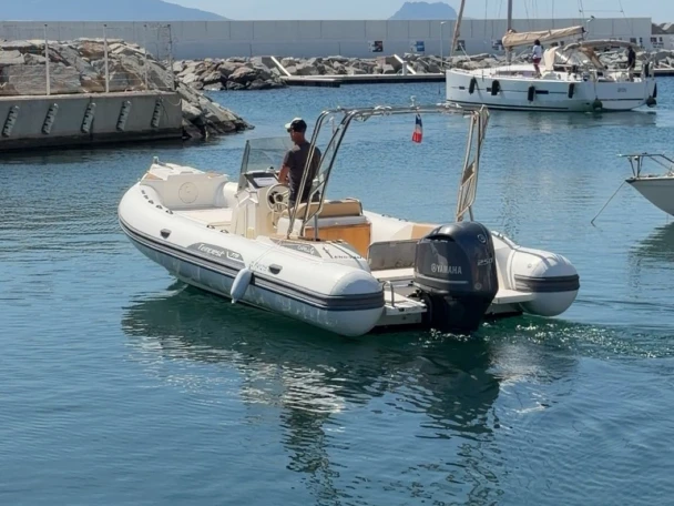 RIB to hire Port Fréjus at the best price