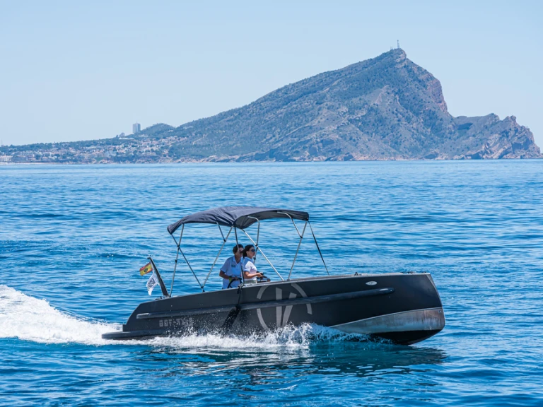 Yacht hire Spain cheap TENDER SPORT 777