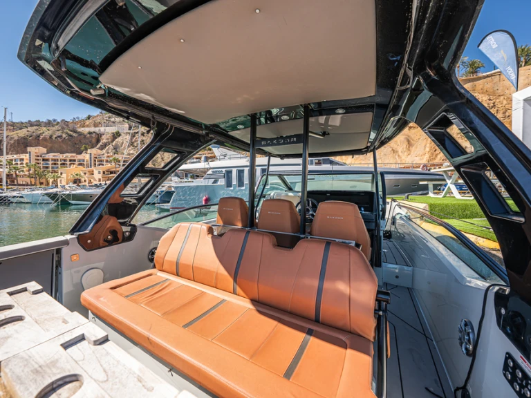 Yacht hire Altea cheap saxdor 320GTO