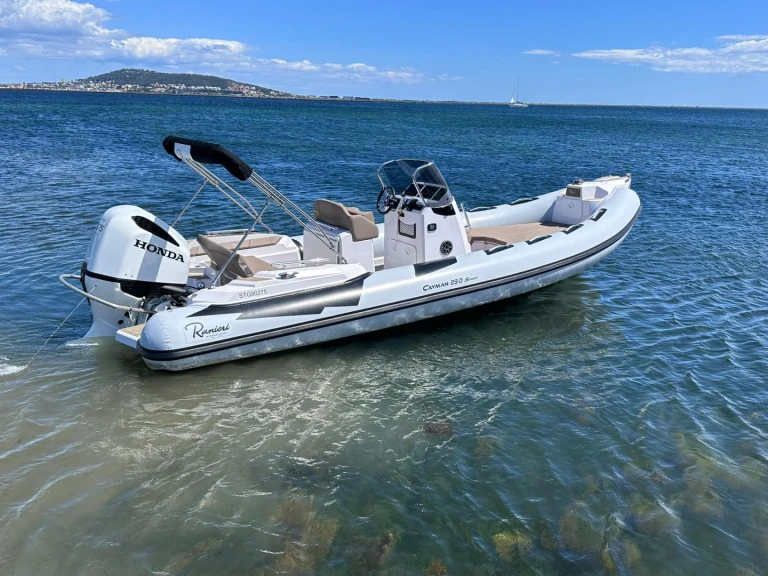 Hire a Ranieri Cayman 23 Sport Sète