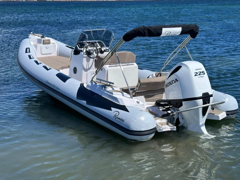 Charter a Ranieri Cayman 23 Sport in Sète on Samboat