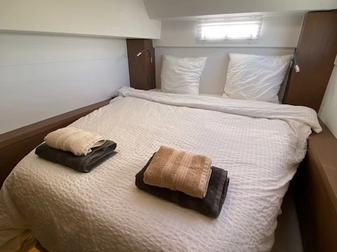 Yacht hire Saint George's cheap Lagoon 46