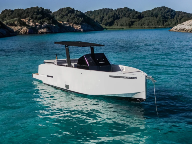 Motorboat to hire Palma de Mallorca at the best price