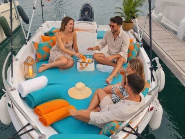 Charter a Estable Estable 415 Consola in Alicante on Samboat