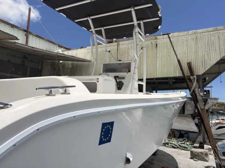 Forboat 23' charter bareboat or skippered in  Pointe-à-Pitre
