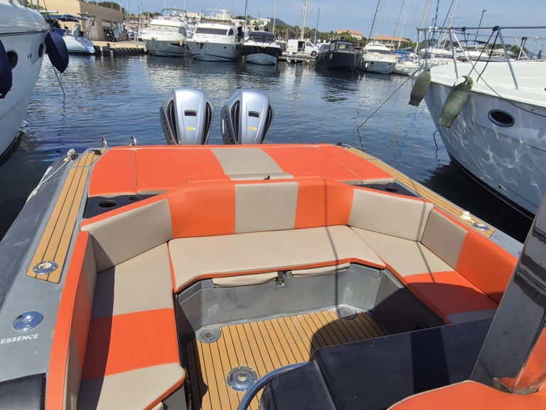 RIB to hire Hyères at the best price
