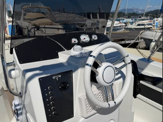 Yacht charter La Spezia - Trimarchi Trimarchi 57 S day on SamBoat