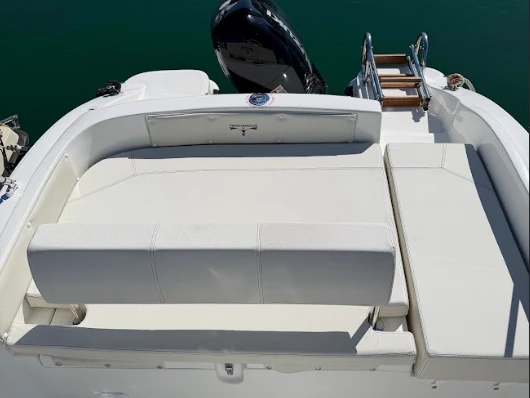 Hire a Trimarchi Trimarchi 57 S day La Spezia