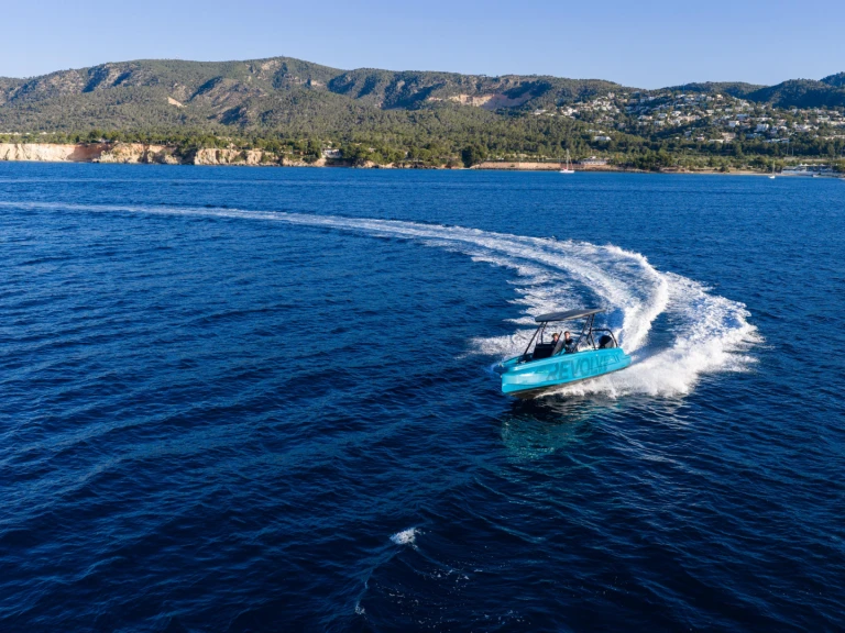 Yacht hire Puerto Portals cheap 22 Spyder