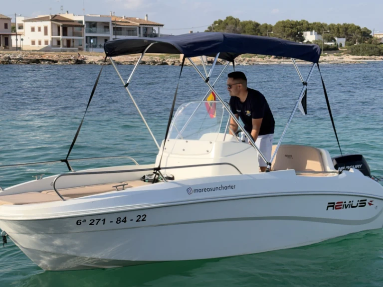 Yacht charter s'Estanyol de Migjorn - Remus Remus 450 open on SamBoat
