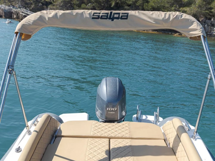 Yacht hire Mandelieu-la-Napoule cheap Salpa Soleil 18