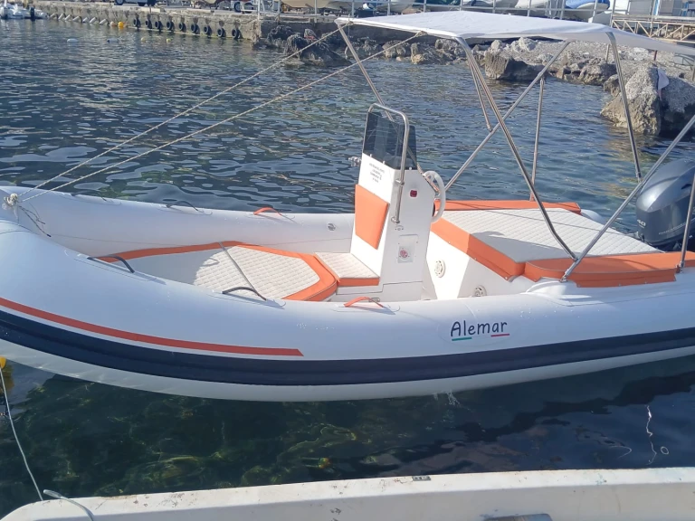 Yacht charter Isola delle Femmine - Bwa Bwa 4.80 on SamBoat